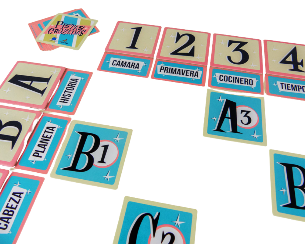Pistas Cruzadas Juego de Mesa en Español Blue Orange