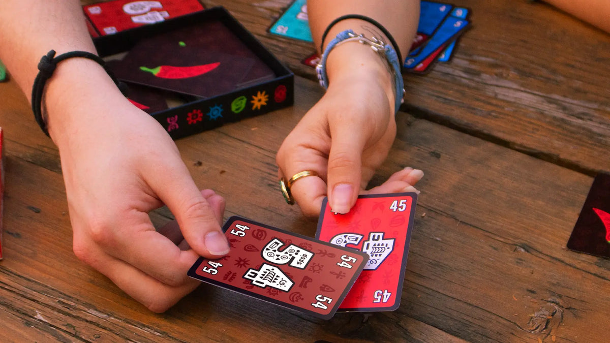 Pili Pili. Juego de Mesa en ESPAÑOL. ASMODEE