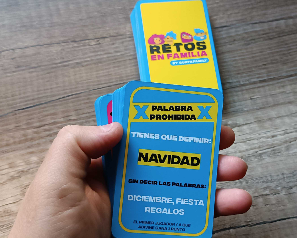 Retos en Familia Juego de Mesa en Español. Marca Asmodee